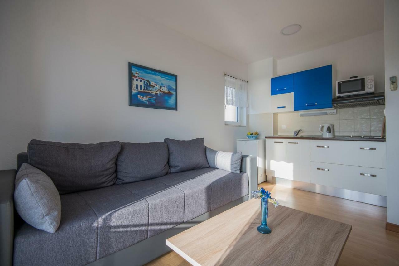 Katarina Apartmani Podstrana Kültér fotó